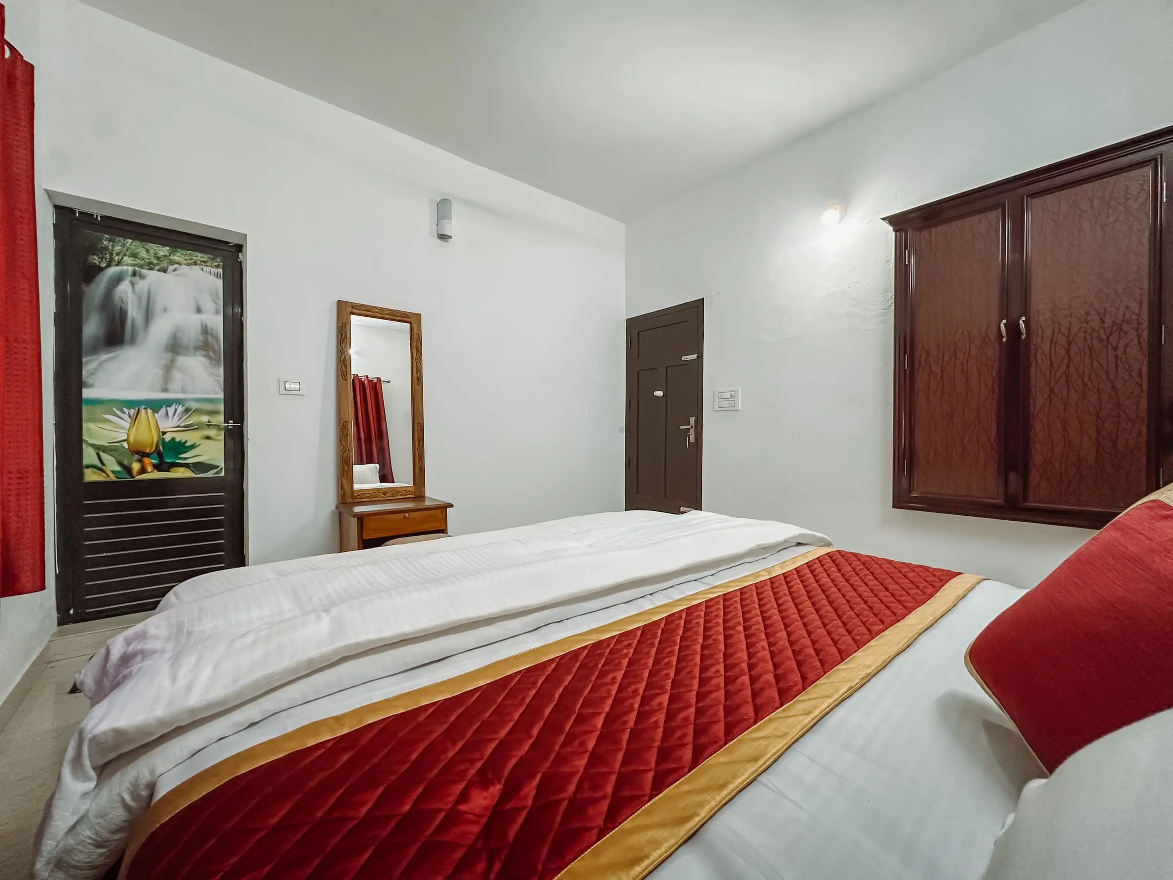 The Comfort Suite: bed, dresser and wardrobe